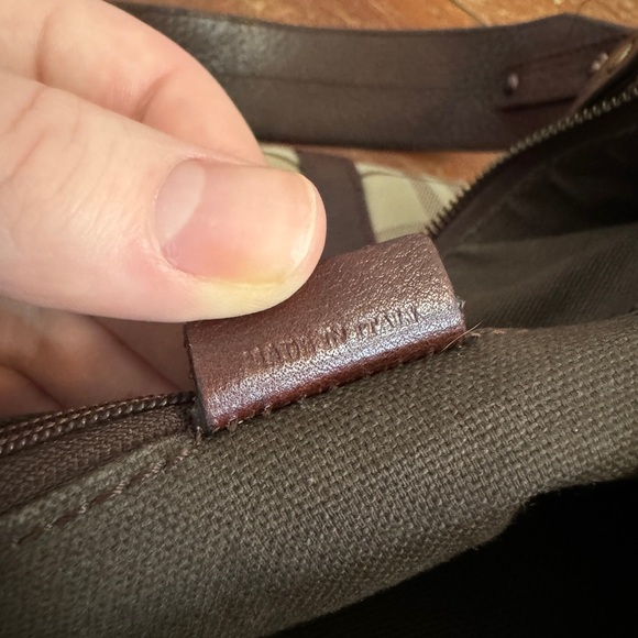 Burberry Vintage Nova Check Leather Shoulder Hobo Bag - Picture 13 of 15